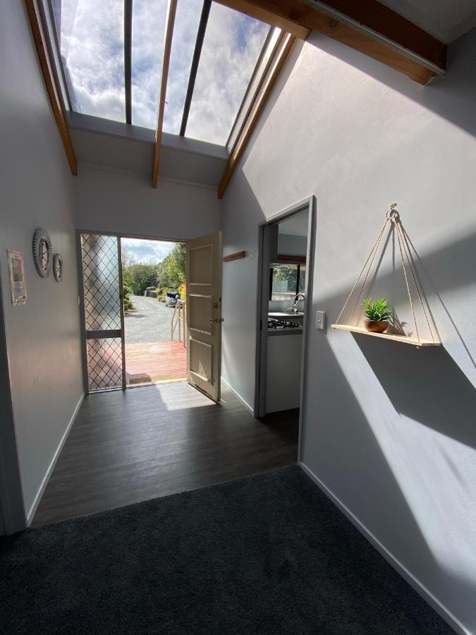 Motuoapa Bay Chalets トゥランギ エクステリア 写真