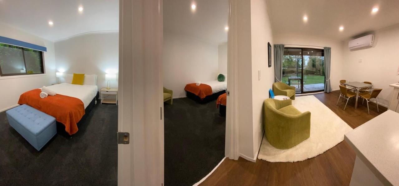 Motuoapa Bay Chalets トゥランギ エクステリア 写真
